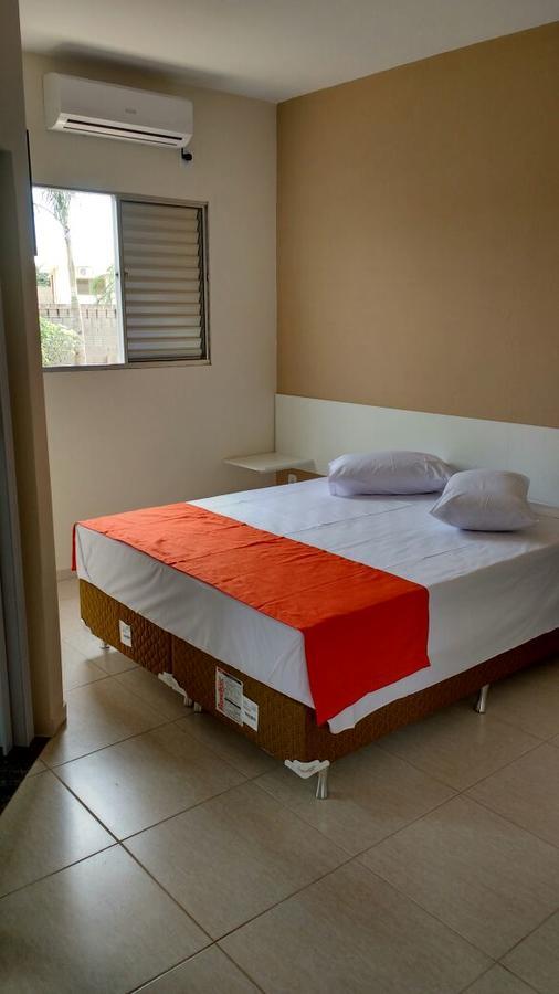Casas Novas Hotel Penápolis Esterno foto